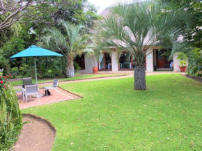 Safari Club Boutique Hotel OR Tambo International Airport, Kempton Park